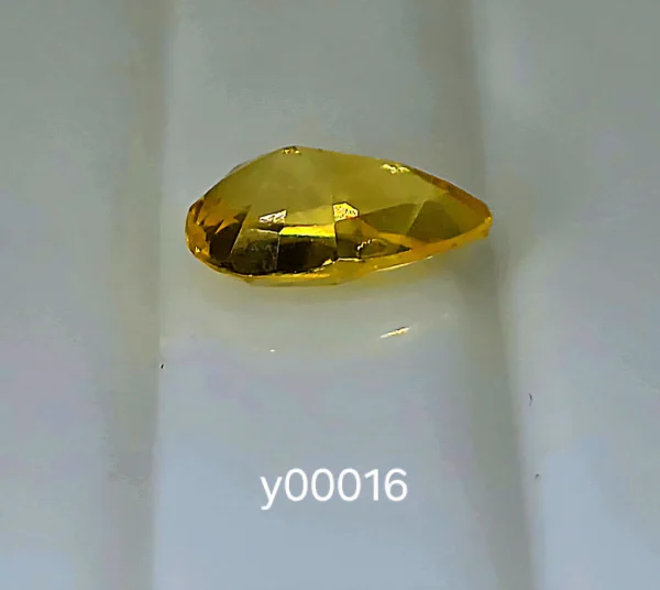 Blu Ceylon Yellow Sapphire