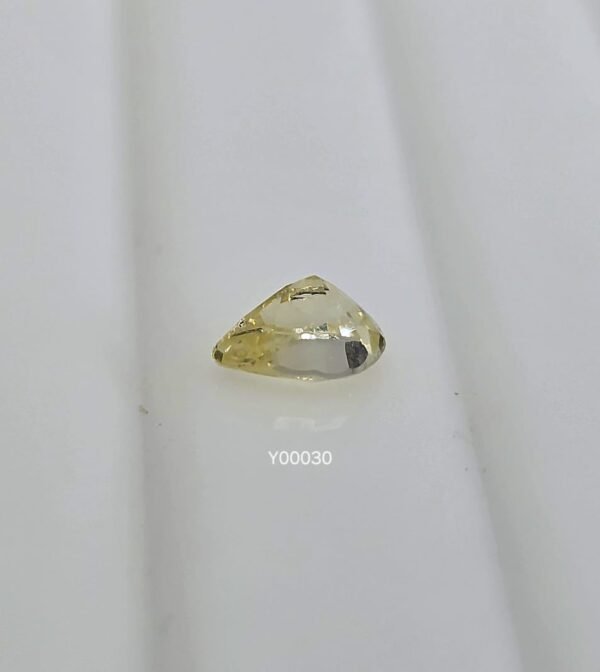 Blu Ceylon Yellow Sapphire